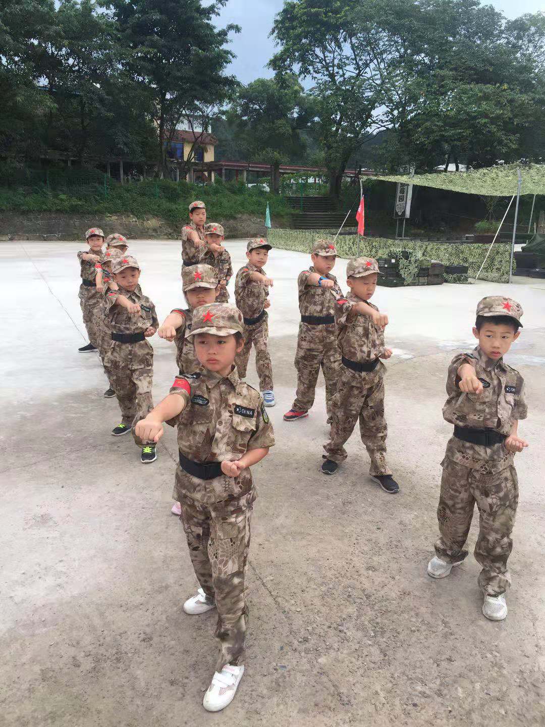 参加军事夏令营可以锻炼孩子的能力吗？